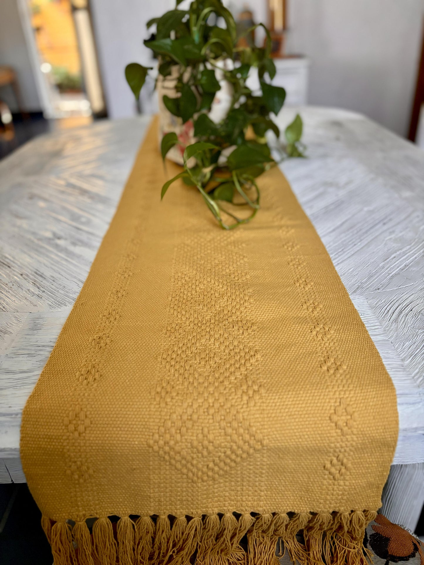 TABLE RUNNER - Knitted - Yellow