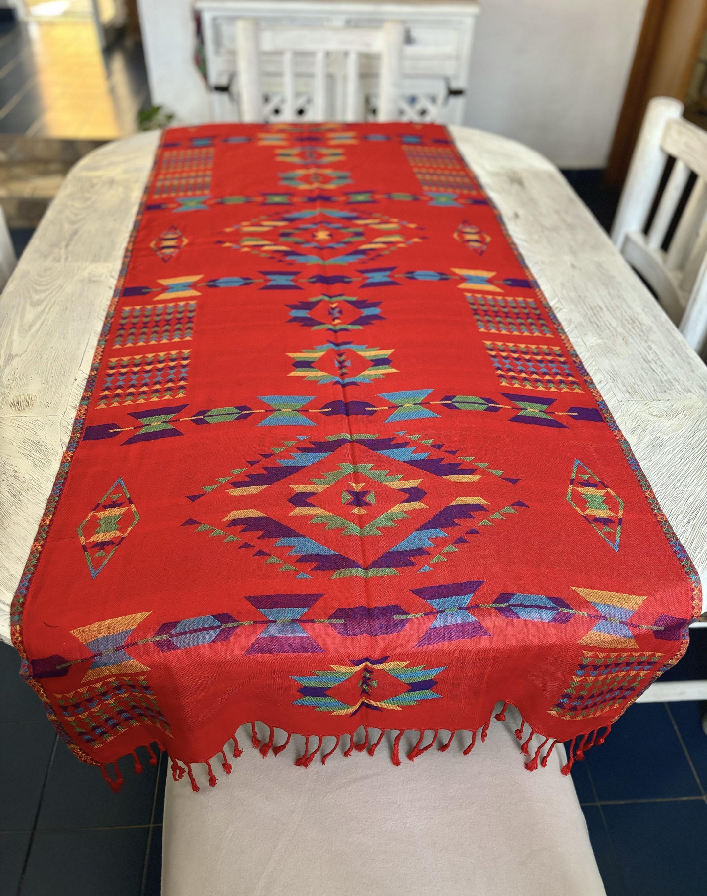 TABLE RUNNER - Red and blue