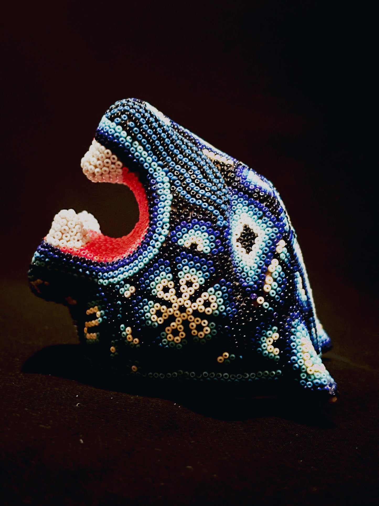 HUICHOL ART - Hippo